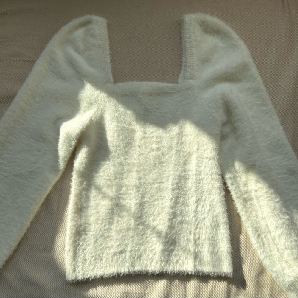 H&M square neck puff sleeve fluffy sweater